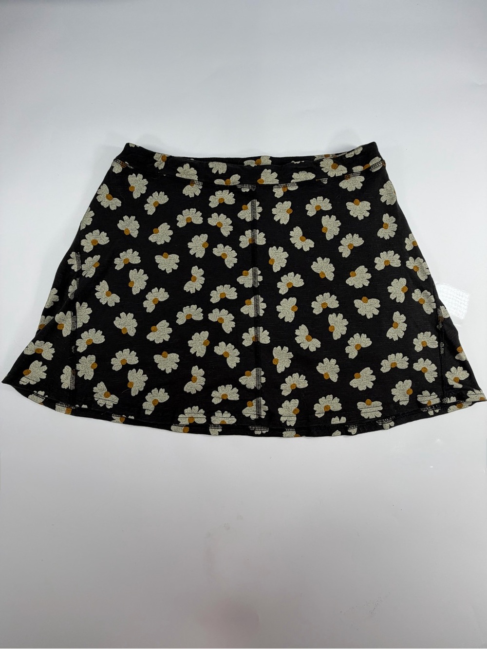 Daisy Print Athletic Skort Built In Shorts Pocket Black White‎ Medium